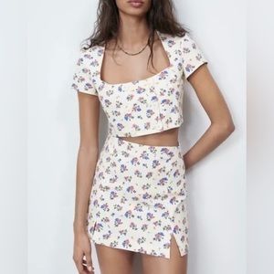 Zara | Floral Cream Mini | Size XS